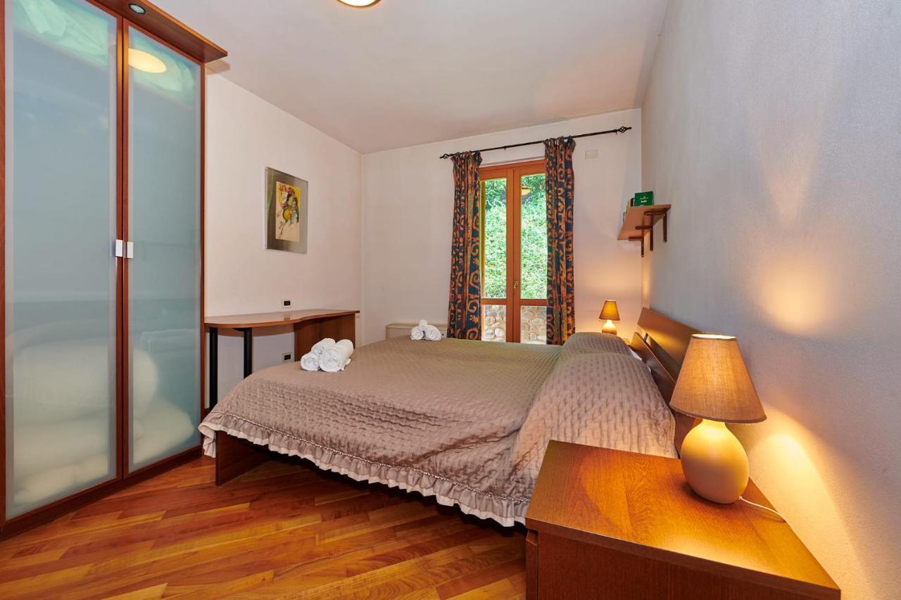 Apartmentsgarda - Baia D'Argento Residence Costermano Ngoại thất bức ảnh